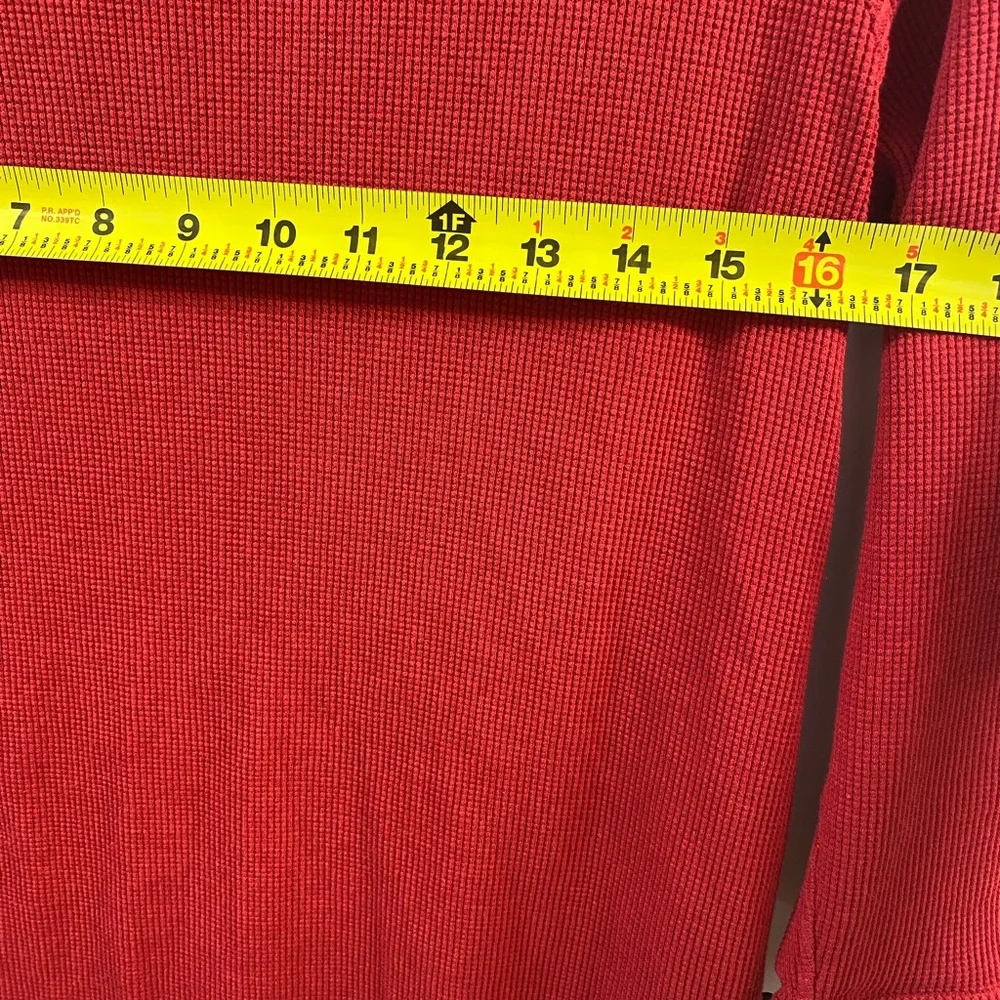 Patagonia woman’s  Red Long Sleeve Tee - Picture 9 of 10
